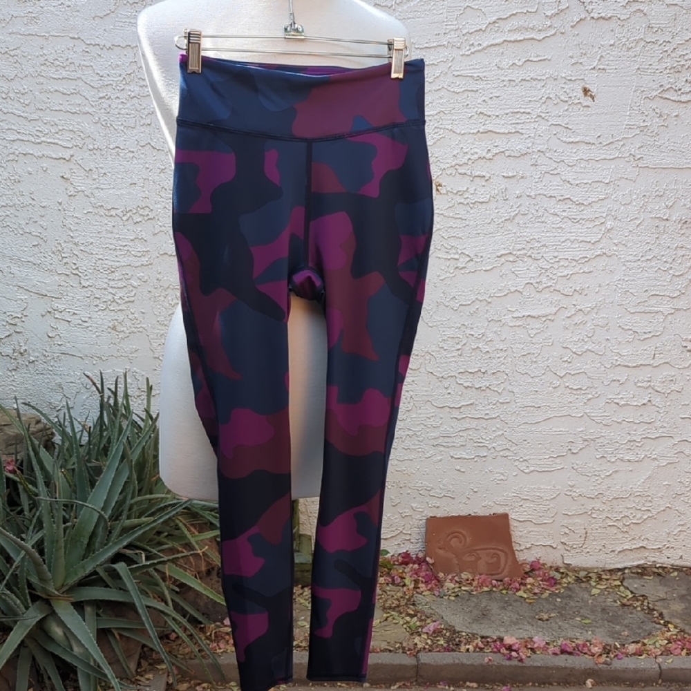 Women’s High-Rise Purple Camo Leggings